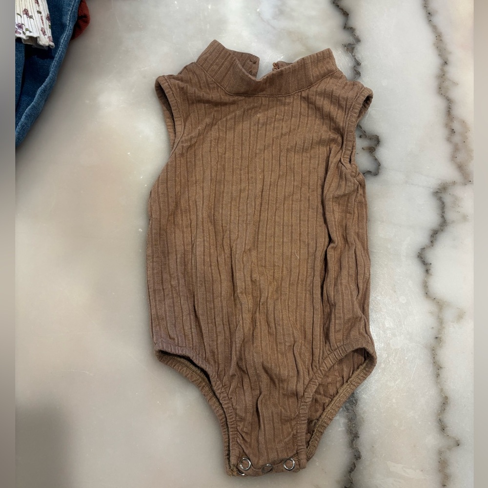 Cozy Brown Ribbed Kids Bodysuit